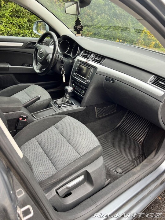 Škoda Superb 2,0   2 2012