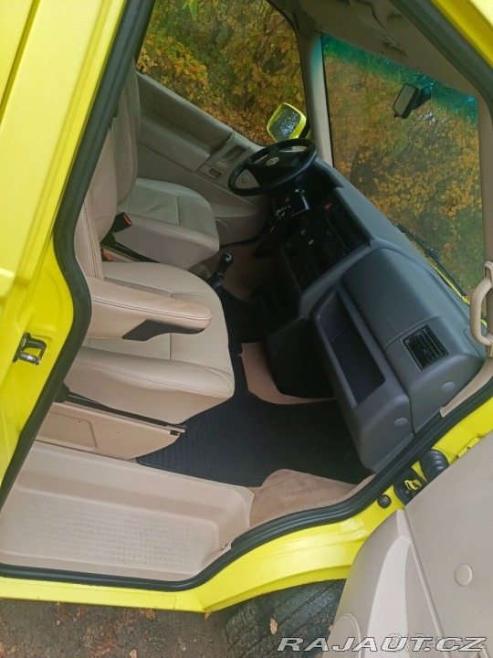 Volkswagen Caravelle 2,5   TDI, 132kw 1999