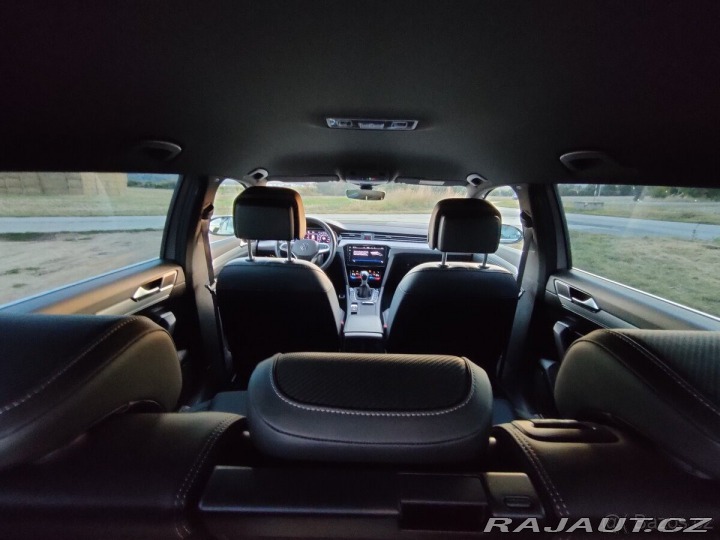 Volkswagen Passat 2,0   tdi 110 kW EVO2 R-L 2020