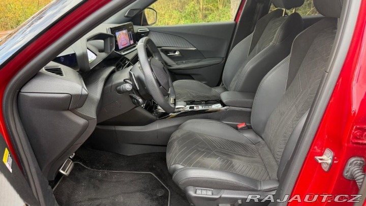 Peugeot 2008 1,2   PureTech GT EAT8 96 1800