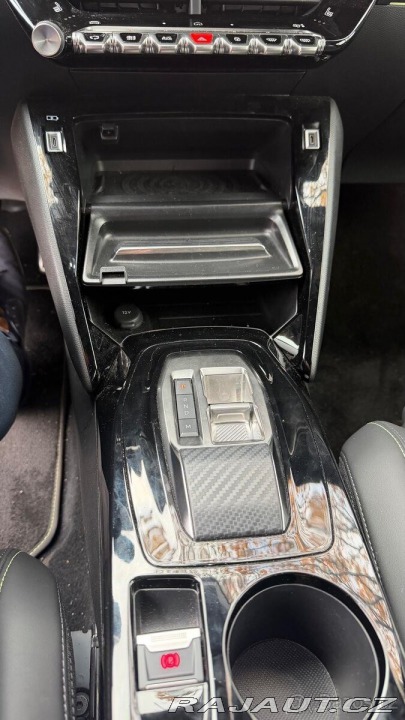 Peugeot 2008 1,2   PureTech GT EAT8 96 1800