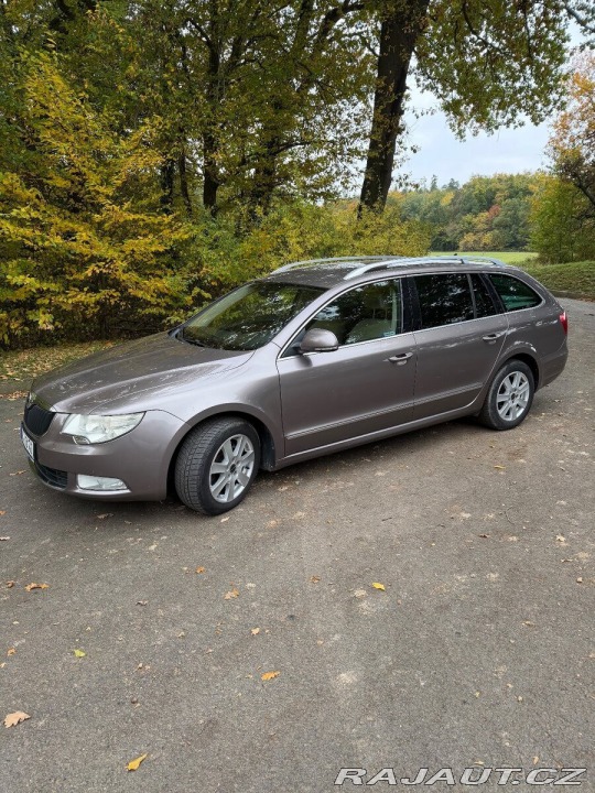 Škoda Superb 2,0   tdi manuál, 2 majit 2010