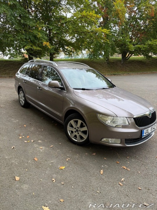 Škoda Superb 2,0   tdi manuál, 2 majit 2010