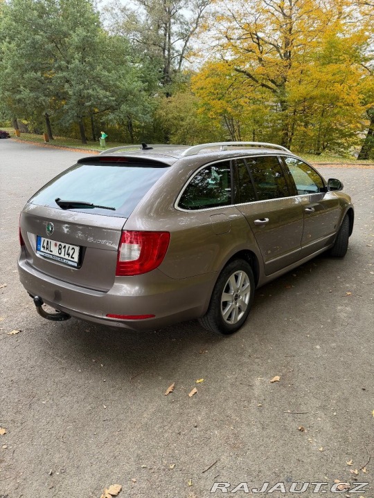 Škoda Superb 2,0   tdi manuál, 2 majit 2010