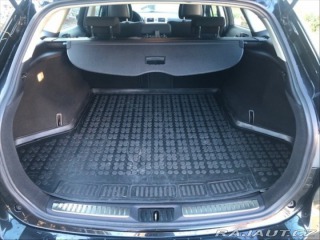 Toyota Avensis 1,8   _RV 2012_108 kW 2012