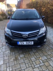Toyota Avensis 1,8   _RV 2012_108 kW 2012