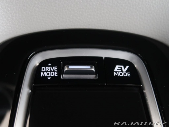 Toyota Corolla 1.8Hybrid,CZ,1Maj,Comfort 2024