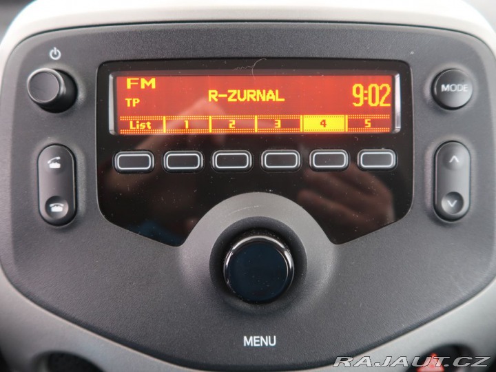 Peugeot 108 1.0VTi,CZ,51kW,Manuál 2015