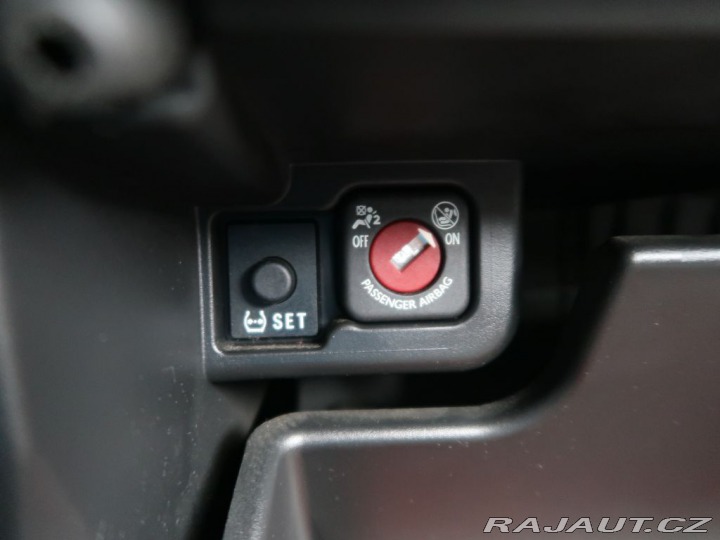 Peugeot 108 1.0VTi,CZ,51kW,Manuál 2015