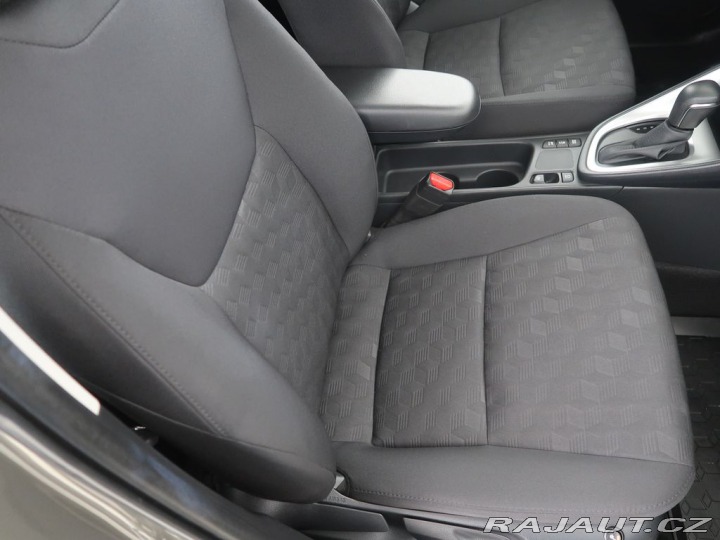 Toyota Yaris 1.5Hybrid,CZ,1Maj,Comfort 2024