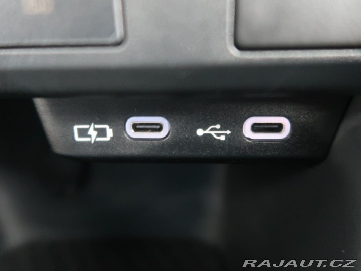 Toyota Yaris 1.5Hybrid,CZ,1Maj,Comfort 2024