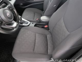 Toyota Yaris 1.5Hybrid,CZ,1Maj,Comfort 2024