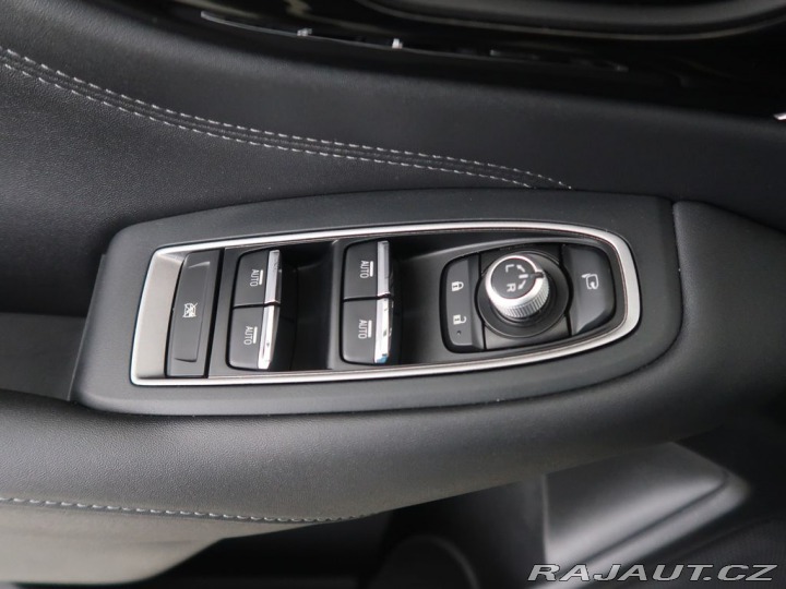 Subaru Outback 2.5Boxer,CZ,1Maj,AT,4x4 2021