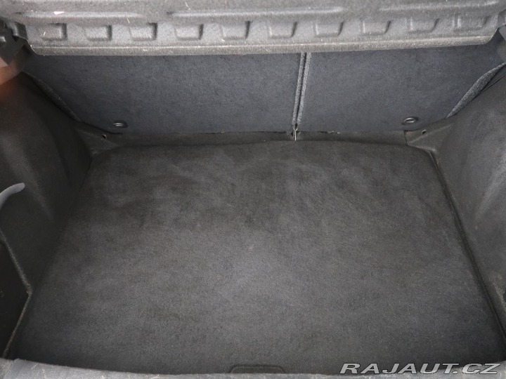 Citroën C4 1.4i,65kW,Manuál 2005