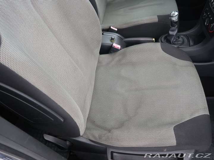 Citroën C4 1.4i,65kW,Manuál 2005