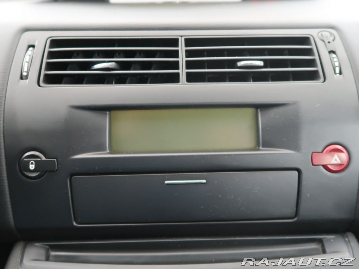 Citroën C4 1.4i,65kW,Manuál 2005