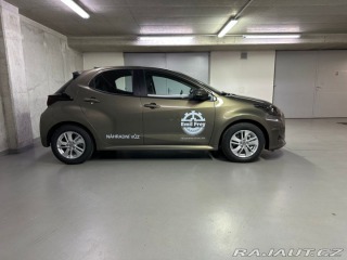 Toyota Yaris Comfort 1.5 Hybrid e-CVT 2024