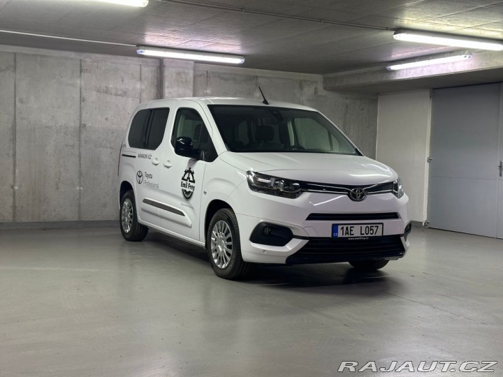 Toyota ProAce City Verso Shuttle Sensor+ 1,5 Short 1800