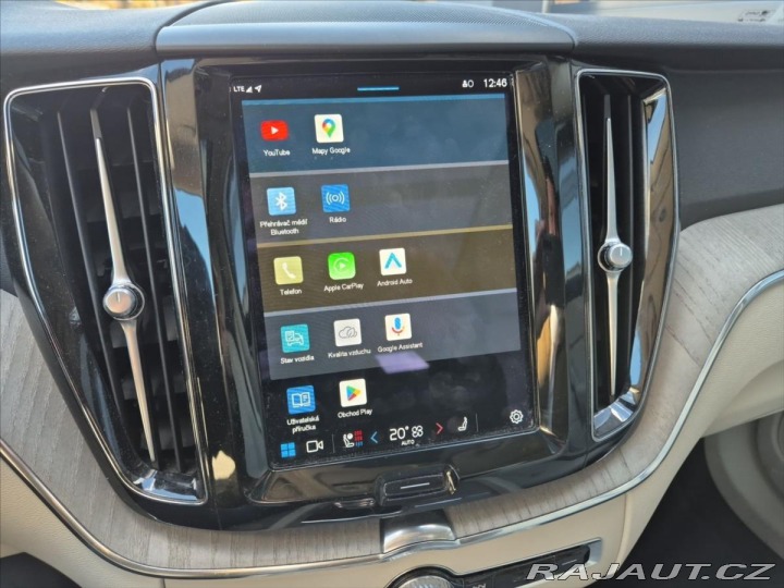 Volvo XC60 2,0 T6 AWD RECHARGE PANOR 2022