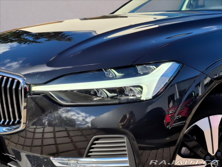 Volvo XC60 2,0 T6 AWD RECHARGE PANOR 2022