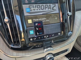 Volvo XC60 2,0 T6 AWD RECHARGE PANOR 2022