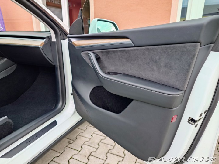 Tesla Model Y Dual Motor Long Range 378 2022