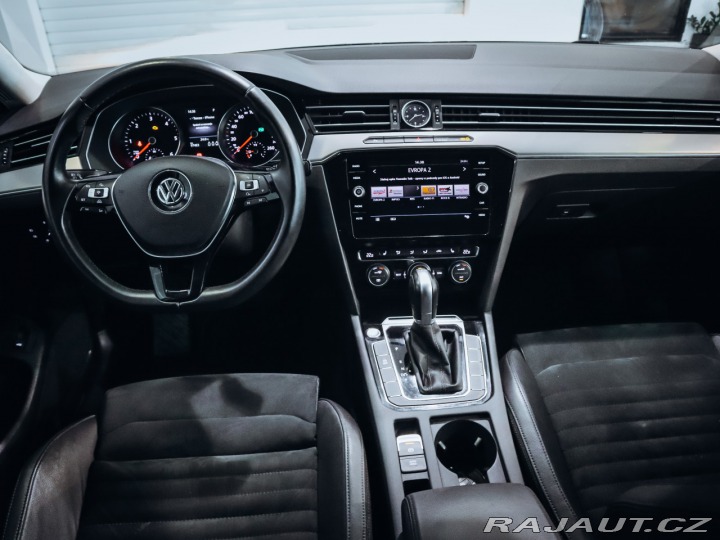 Volkswagen Passat Variant 2.0TDI Highline R 2018
