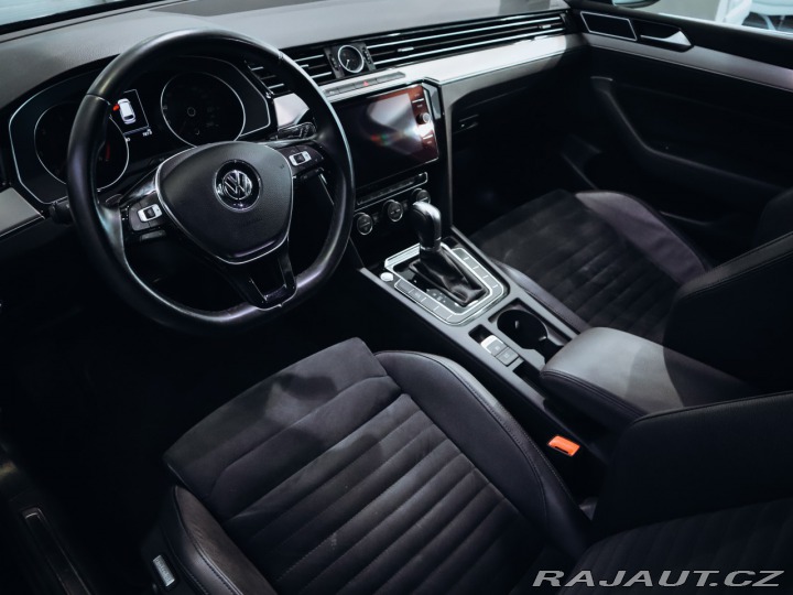 Volkswagen Passat Variant 2.0TDI Highline R 2018