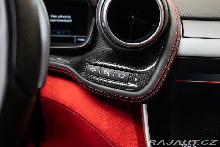 Ferrari Ostatní modely GTC4 Lusso V12 4x4 DTC/JBL/Kamera/Li 1800