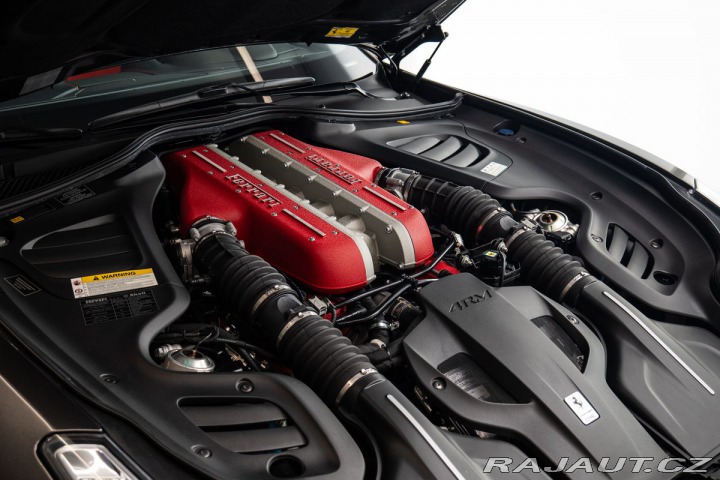 Ferrari Ostatní modely GTC4 Lusso V12 4x4 DTC/JBL/Kamera/Li 1800