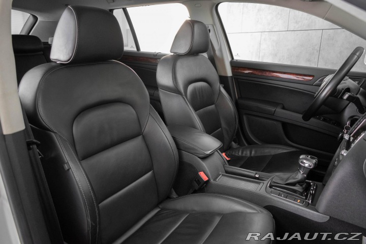 Škoda Superb 2.0 TDI*REZERVACE* 2011