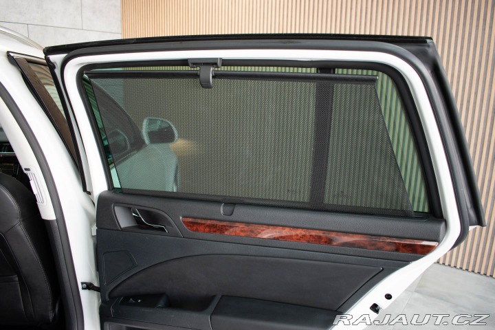 Škoda Superb 2.0 TDI*REZERVACE* 2011