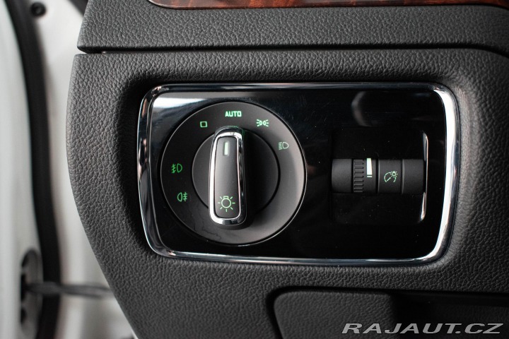 Škoda Superb 2.0 TDI  ELEGANCE*WEBASTO 2011