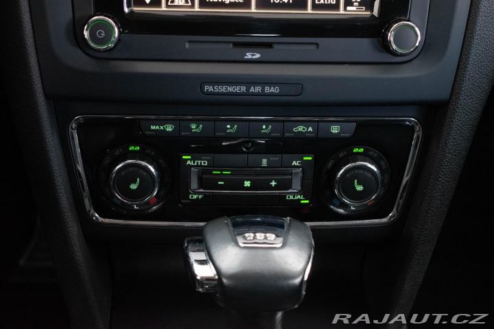 Škoda Superb 2.0 TDI*REZERVACE* 2011