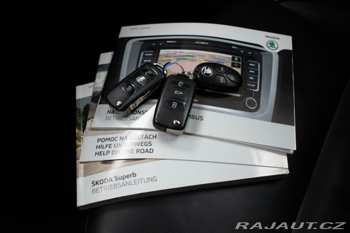 Škoda Superb 2.0 TDI*REZERVACE* 2011