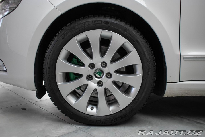 Škoda Superb 2.0 TDI*REZERVACE* 2011