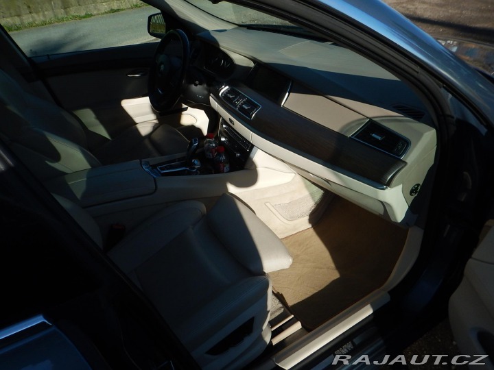 BMW 5 530 D GRAN TURISMO XDRIVE 2012