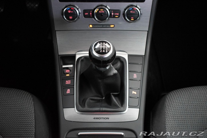 Volkswagen Passat 2.0 TDI 103 4MOTION*REZER 2012