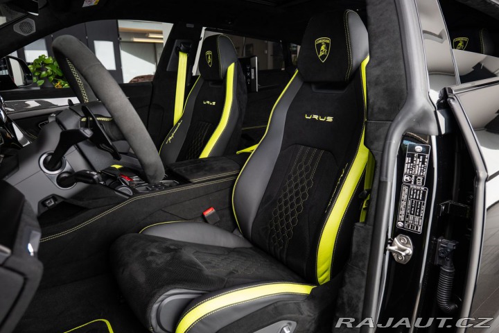 Lamborghini Urus Performate 2025