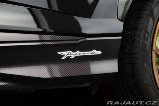 Lamborghini Urus Performate 2025