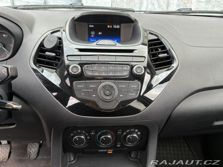 Ford Ostatní modely KA PLUS 1.2i, 63KW, SADA PNEU 2017