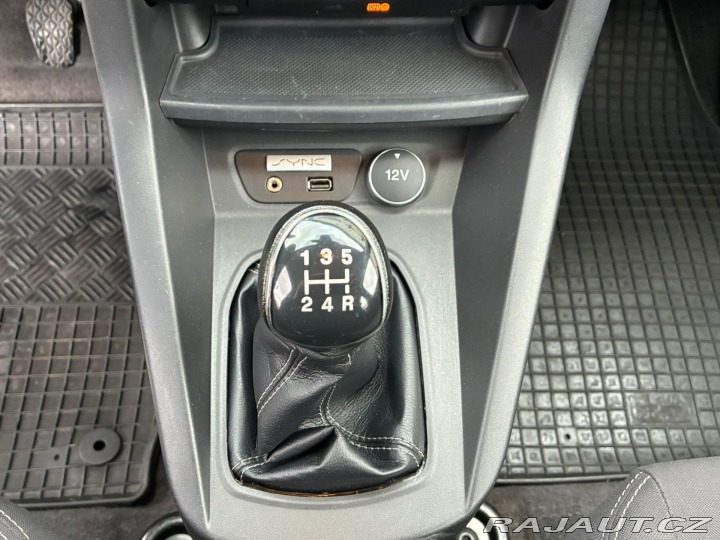 Ford Ostatní modely KA PLUS 1.2i, 63KW, SADA PNEU 2017