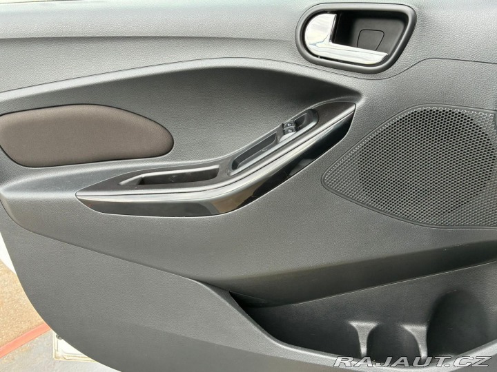Ford Ostatní modely KA PLUS 1.2i, 63KW, SADA PNEU 2017