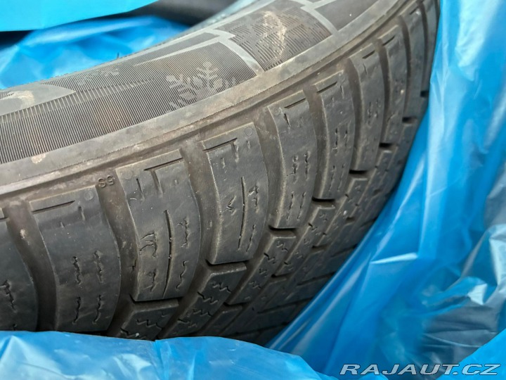 Ford Ostatní modely KA PLUS 1.2i, 63KW, SADA PNEU 2017