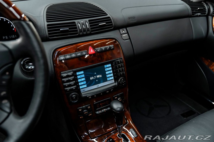 Mercedes-Benz CL Coupé V12, Bose, Masáže 2006