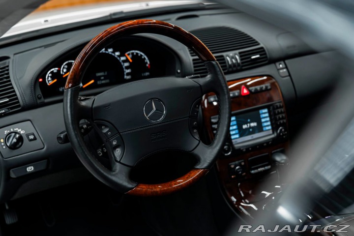 Mercedes-Benz CL Coupé V12, Bose, Masáže 1800