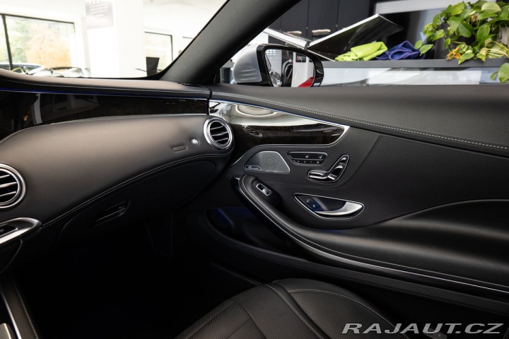 Mercedes-Benz S 4MATIC coupé 2015