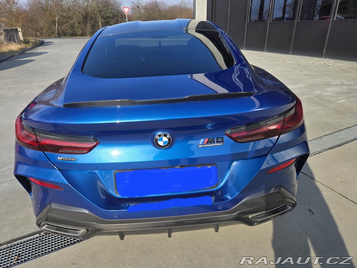 BMW 8 M850i,Čr,laser,karbon 2021