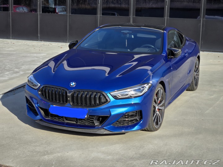 BMW 8 M850i,Čr,laser,karbon 2021