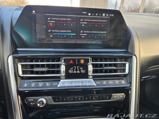 BMW 8 M850i,Čr,laser,karbon 2021